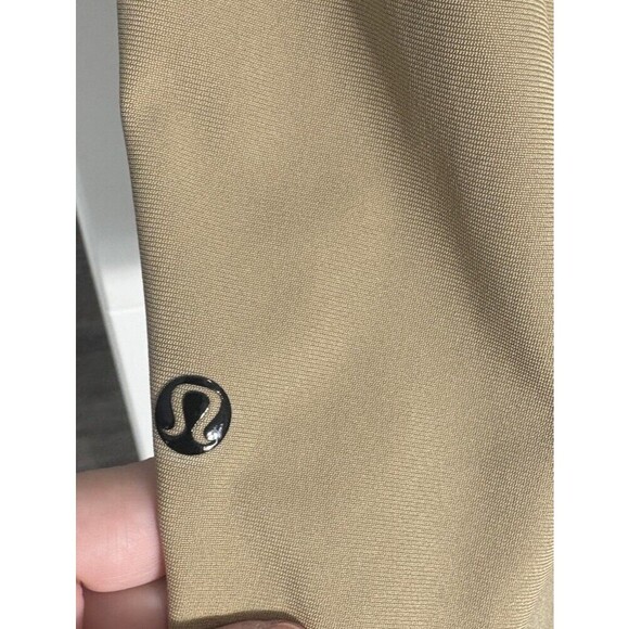 Lululemon Men’s Flat Front Shorts Size 30 Tan Casual Comfort‎ - Picture 5 of 5